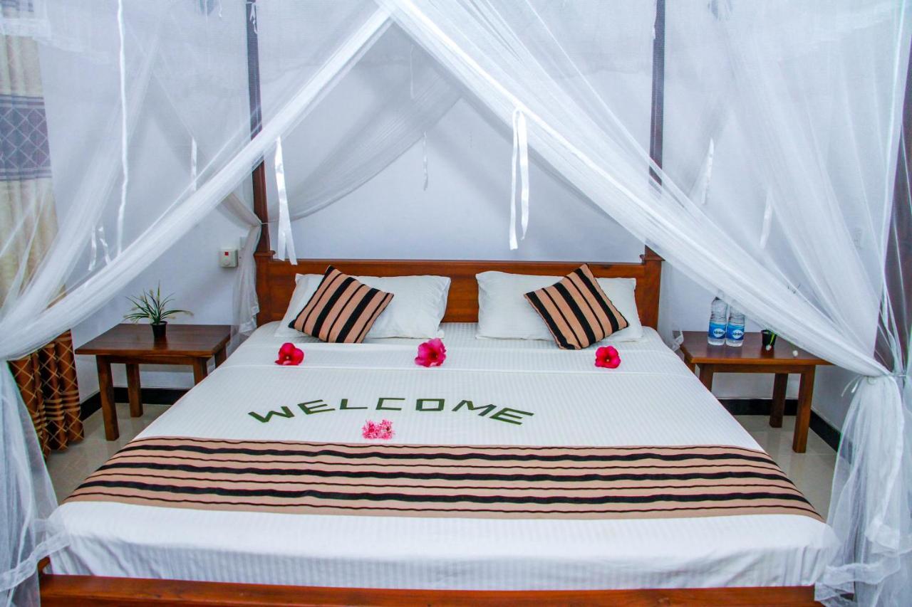 Nimsara Lodge Σιγκιρίγια Εξωτερικό φωτογραφία