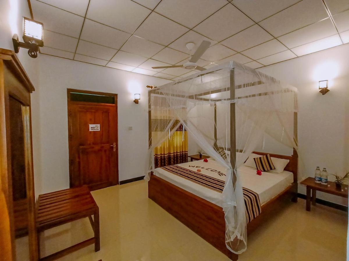 Nimsara Lodge Σιγκιρίγια Εξωτερικό φωτογραφία